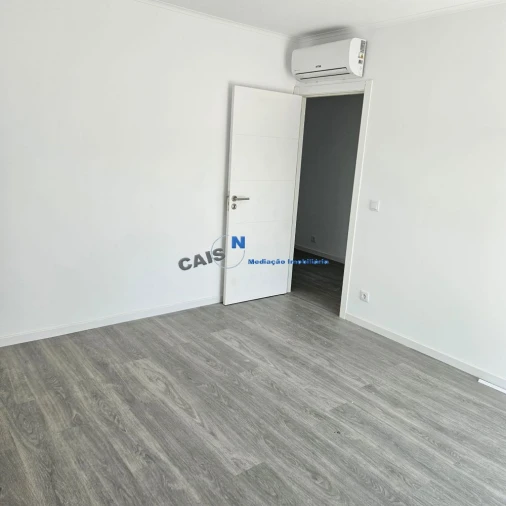 Apartamento T3 para Venda em Peso da Régua e Godim Foto 10
