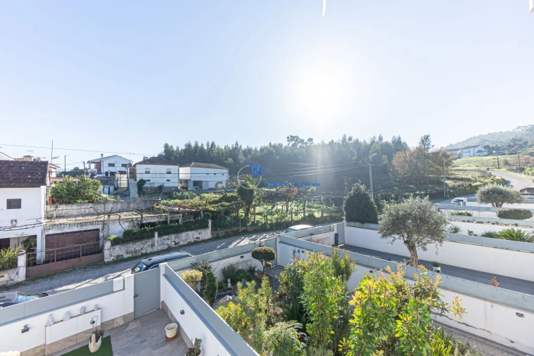 Moradia T3 para Venda em Galegos Foto 35