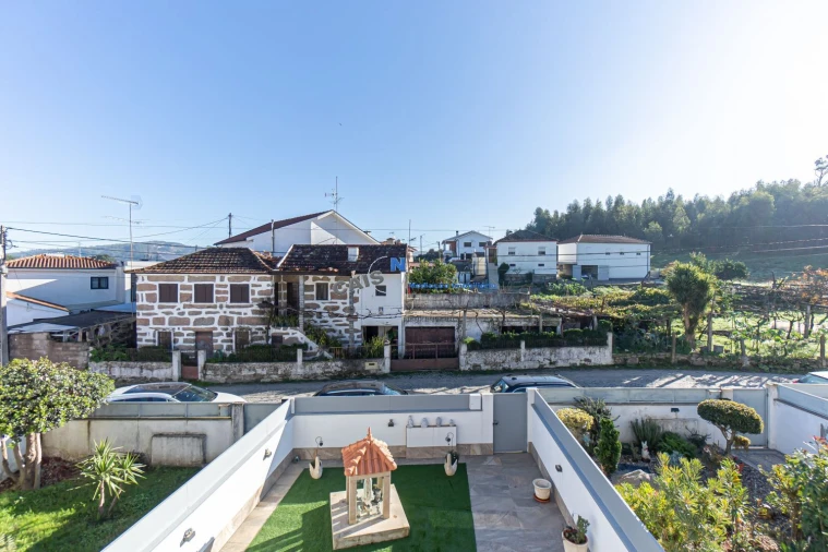 Moradia T3 para Venda em Galegos Foto 36