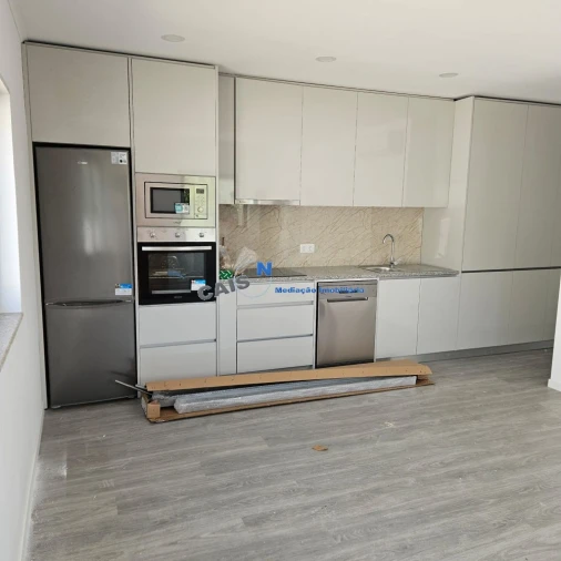 Apartamento T3 para Venda em Peso da Régua e Godim Foto 2