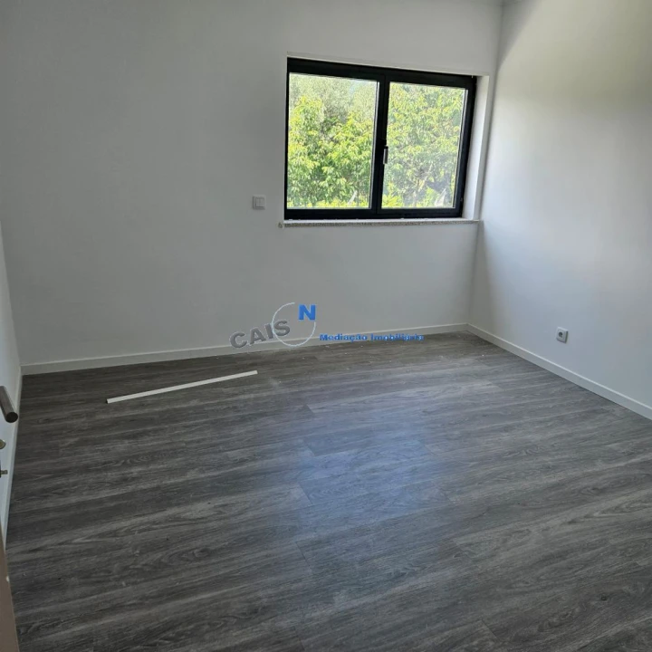 Apartamento T3 para Venda em Peso da Régua e Godim Foto 6