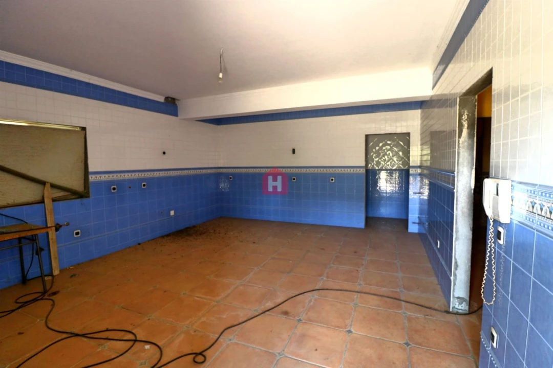 Moradia T4 para Venda em Parada e Faílde Foto 29