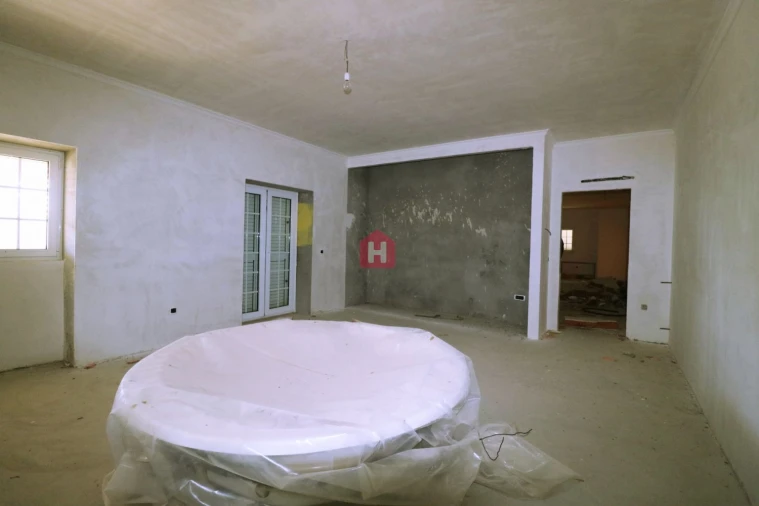 Moradia T4 para Venda em Parada e Faílde Foto 35