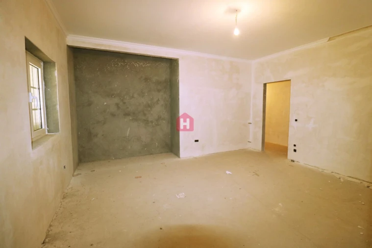 Moradia T4 para Venda em Parada e Faílde Foto 38