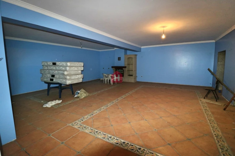 Moradia T4 para Venda em Parada e Faílde Foto 30