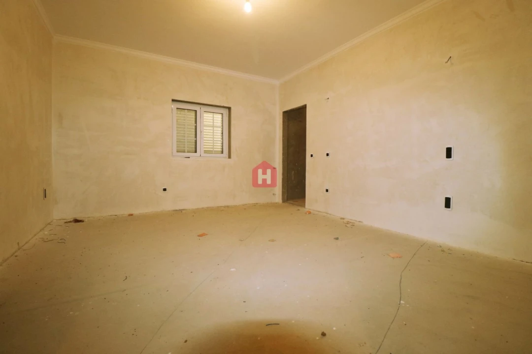 Moradia T4 para Venda em Parada e Faílde Foto 40