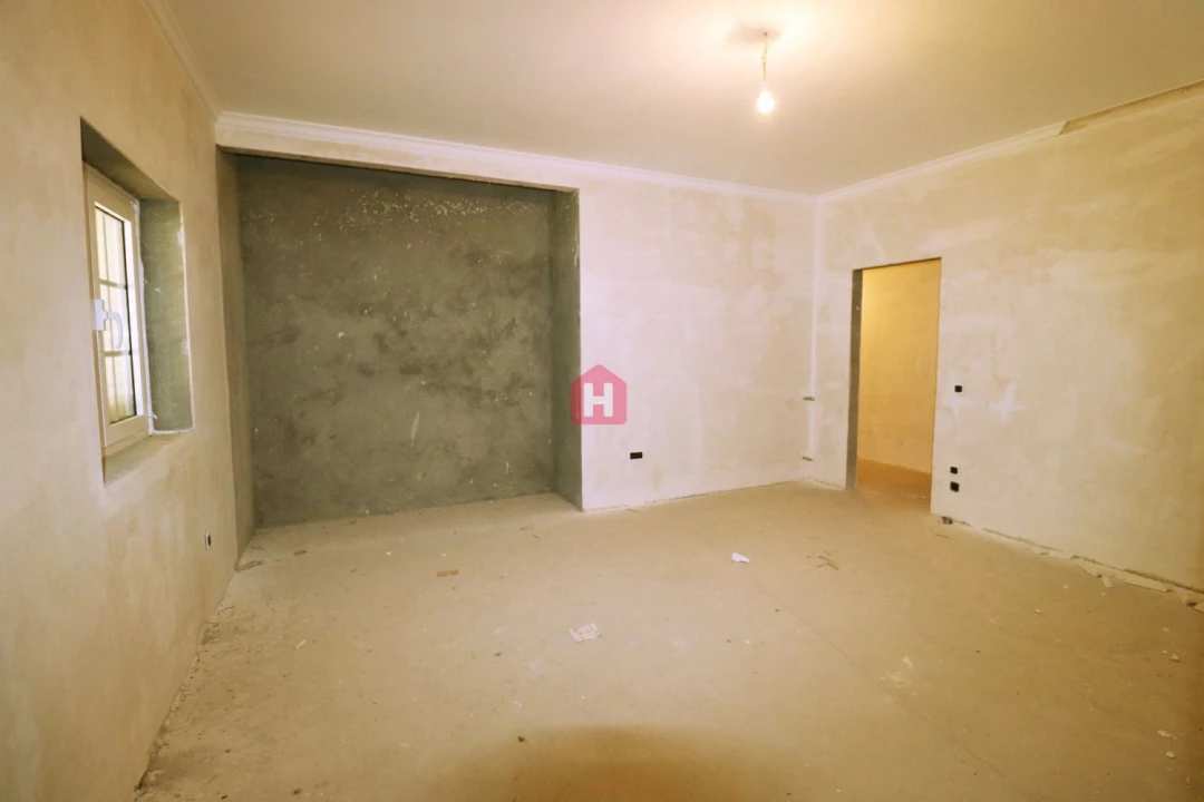 Moradia T4 para Venda em Parada e Faílde Foto 38