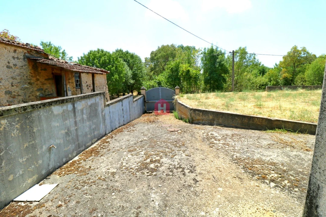 Moradia T4 para Venda em Parada e Faílde Foto 27