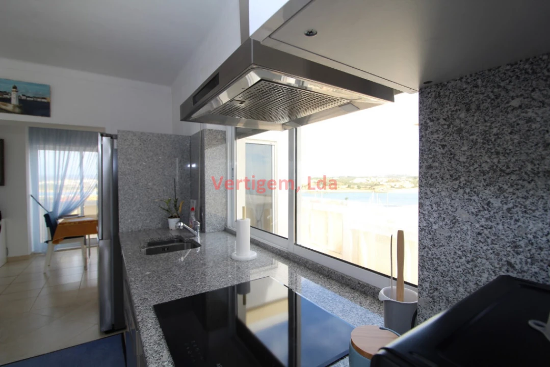 Apartamento T3 para Venda em Portimão Foto 30