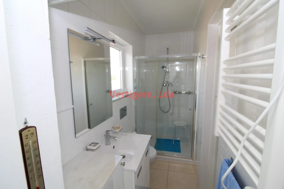 Apartamento T3 para Venda em Portimão Foto 19