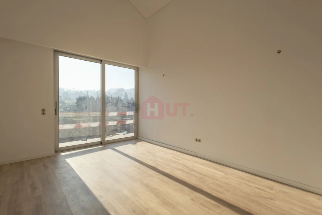 Moradia T3 para Venda em Guilhufe e Urrô Foto 42