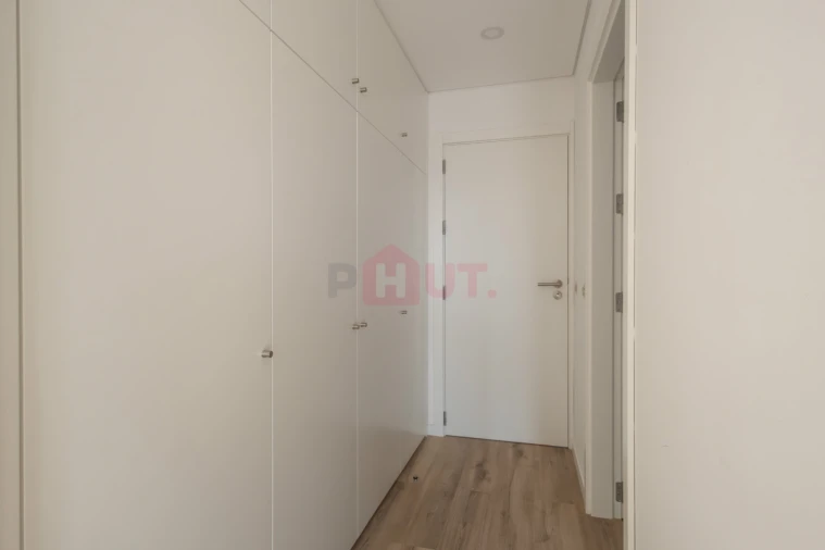 Moradia T3 para Venda em Guilhufe e Urrô Foto 35