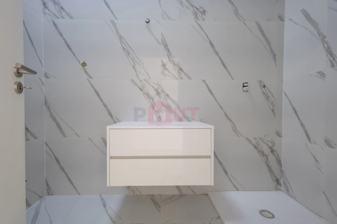 Moradia T3 para Venda em Guilhufe e Urrô Foto 36