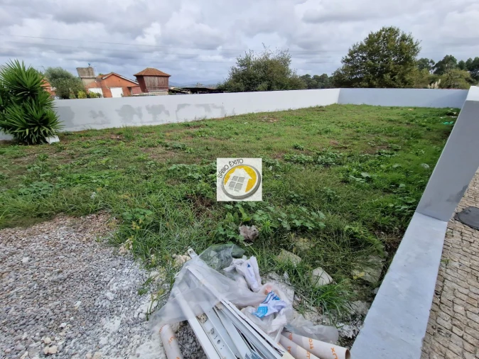 Moradia T4 para Venda em Argoncilhe Foto 23