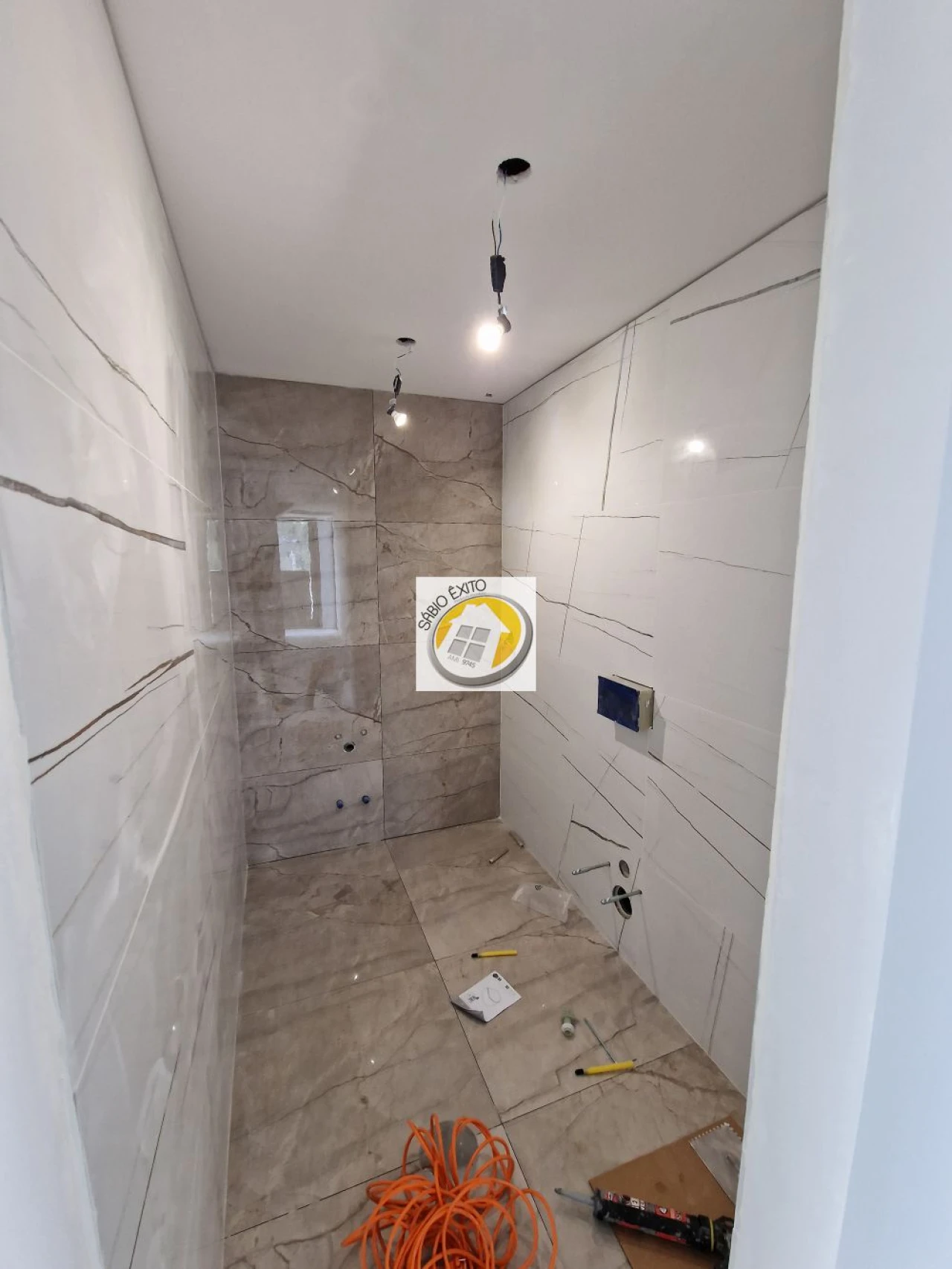 Moradia T4 para Venda em Argoncilhe Foto 7