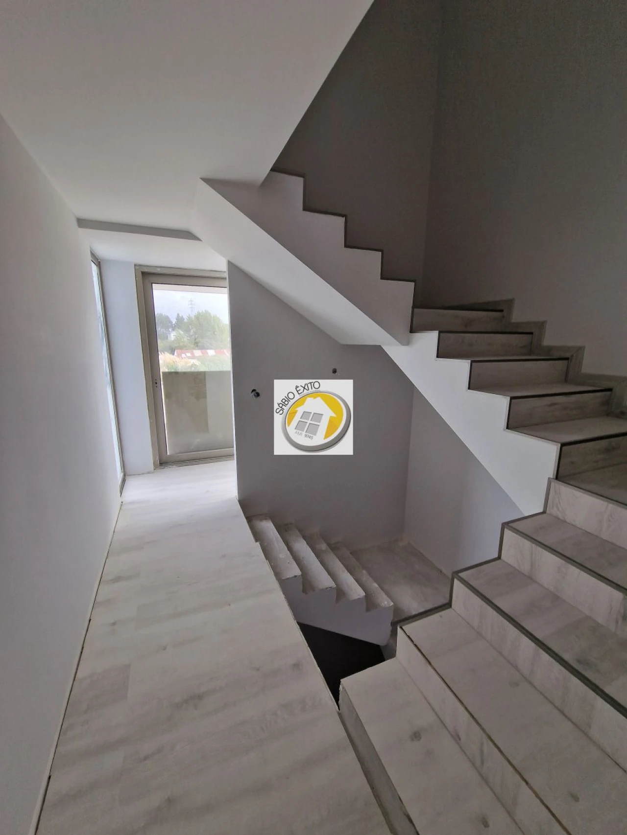 Moradia T4 para Venda em Argoncilhe Foto 14