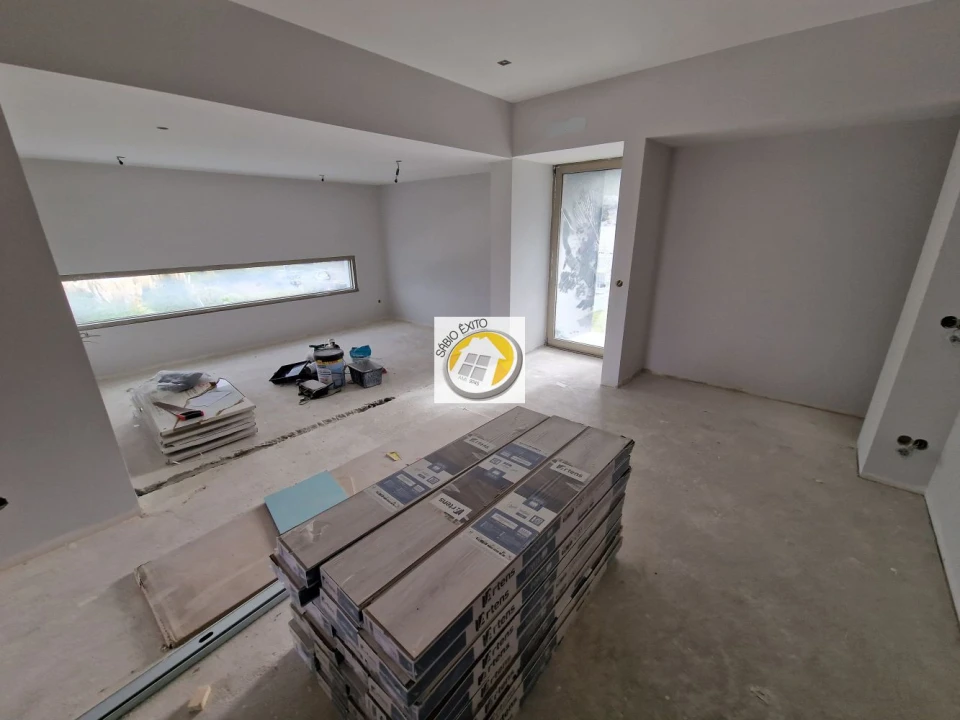 Moradia T4 para Venda em Argoncilhe Foto 30