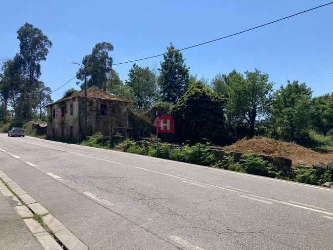 Moradia T2 para Venda em Lodares Foto 3