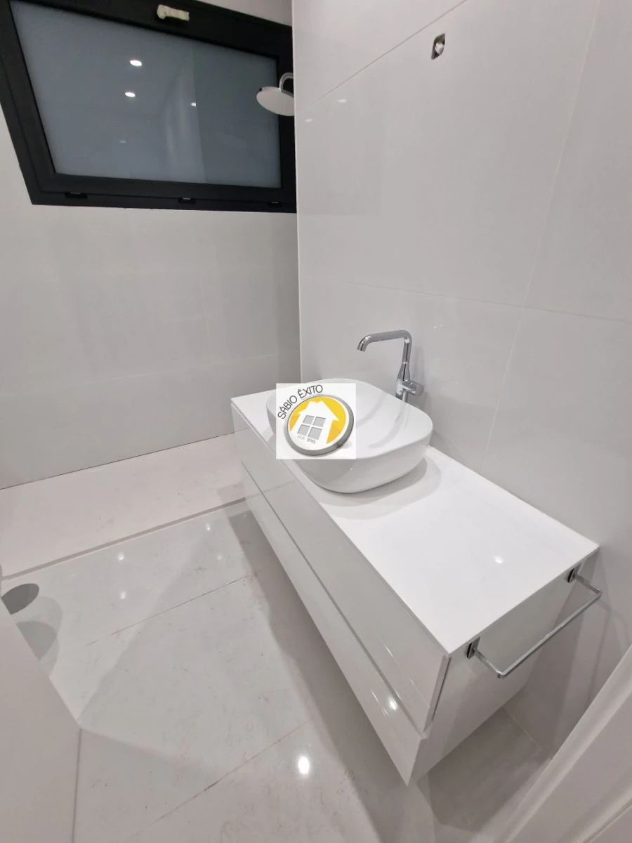 Moradia T4 para Venda em Anta e Guetim Foto 21