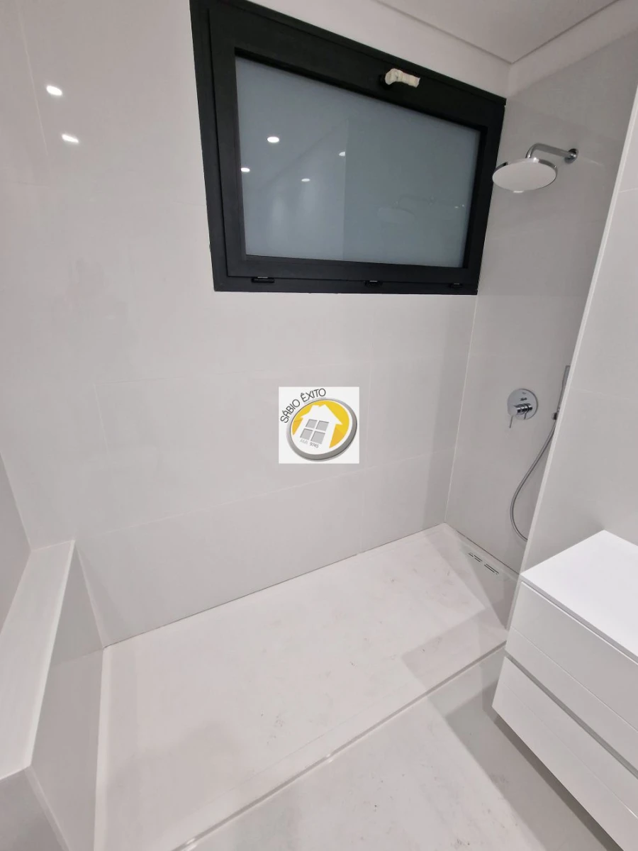 Moradia T4 para Venda em Anta e Guetim Foto 23