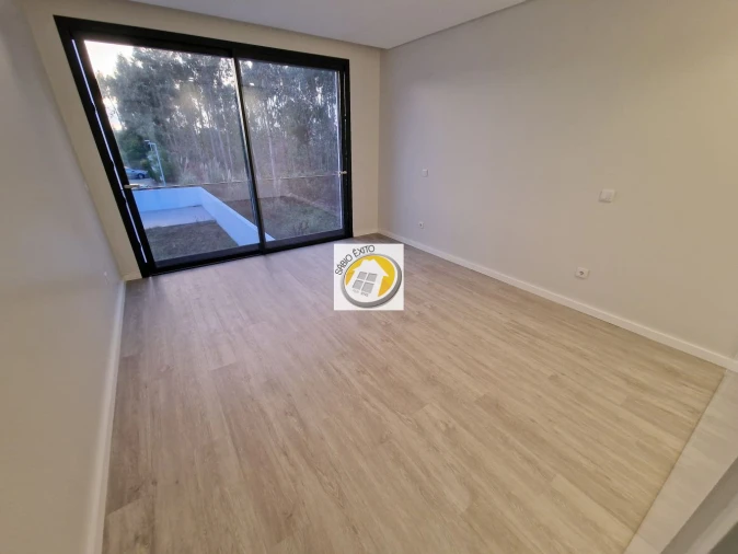 Moradia T4 para Venda em Anta e Guetim Foto 35