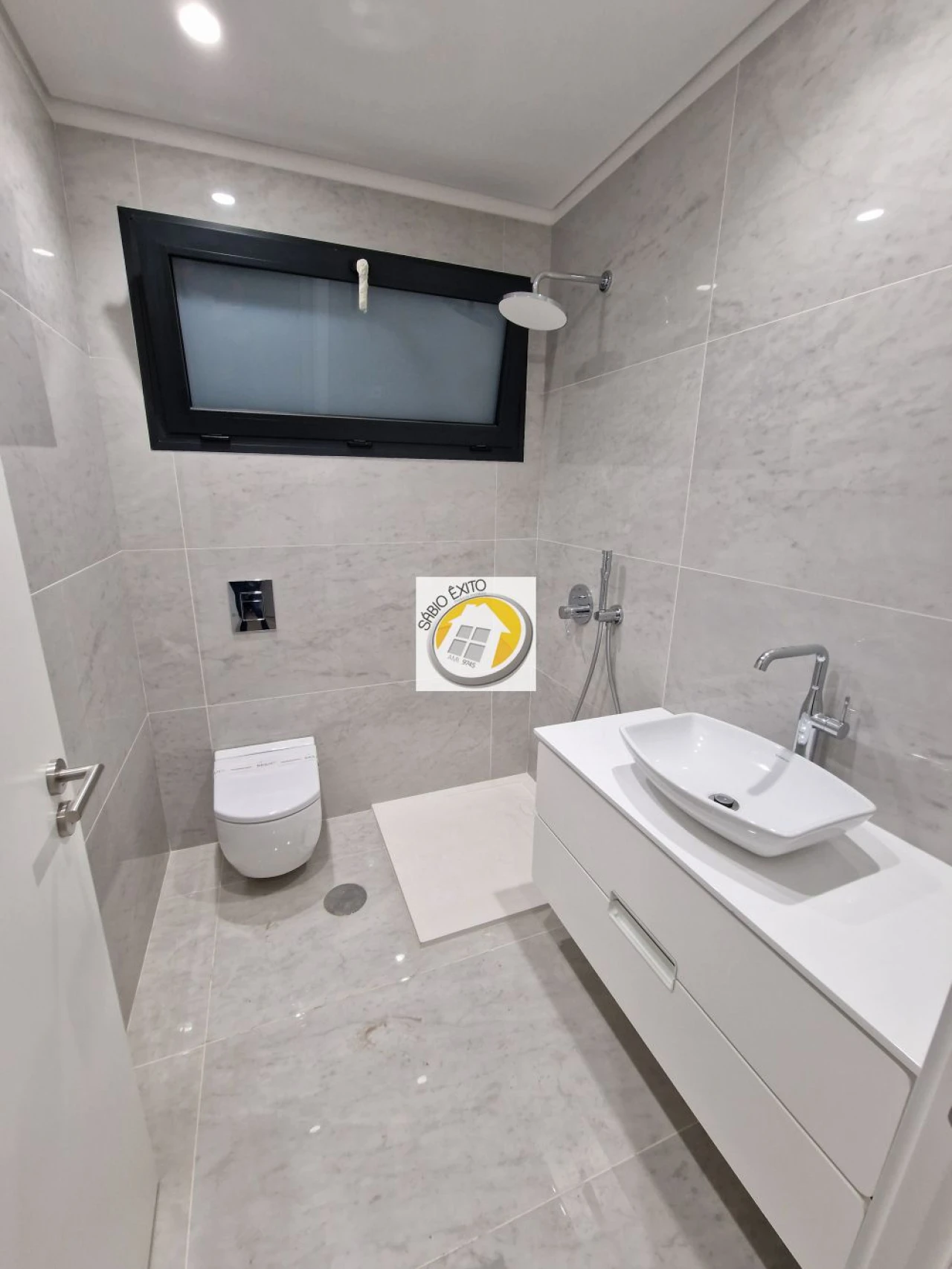 Moradia T4 para Venda em Anta e Guetim Foto 11