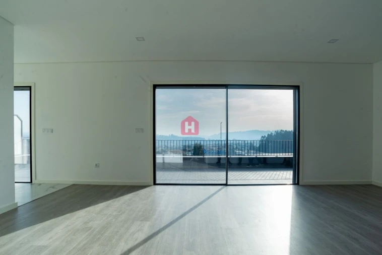 Apartamento T3 para Venda em Pombeiro de Ribavizela Foto 18