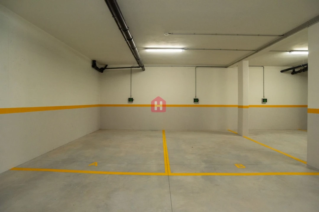 Apartamento T3 para Venda em Pombeiro de Ribavizela Foto 15