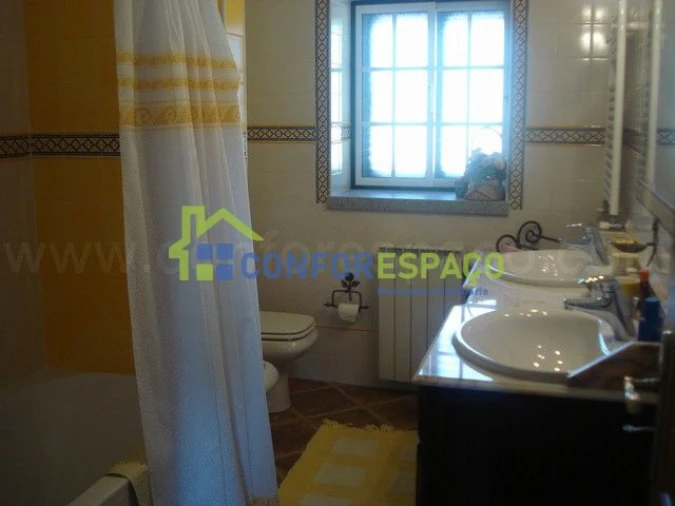 Moradia T4 para Venda em Vila Velha de Rodão Foto 13