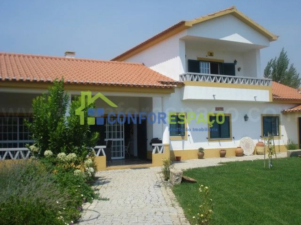 Moradia T4 para Venda em Vila Velha de Rodão Foto 2