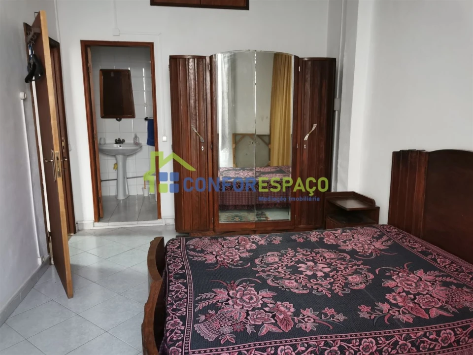 Moradia T9 para Venda em Castelo Branco Foto 3