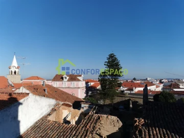 Moradia T9 para Venda em Castelo Branco