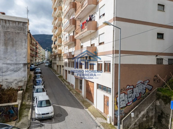 Apartamento T3 para Venda em Covilhã e Canhoso Foto 16