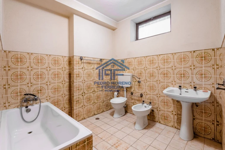 Apartamento T3 para Venda em Covilhã e Canhoso Foto 7