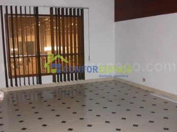 Loja para Venda em Castelo Branco