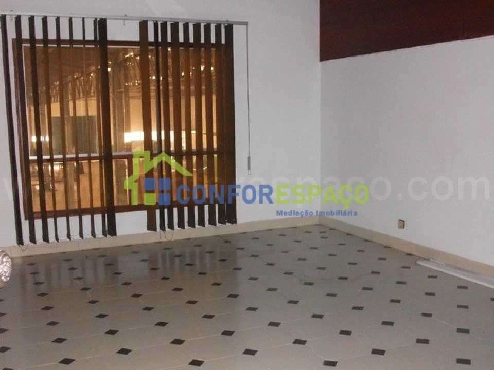 Loja para Venda em Castelo Branco Foto 13