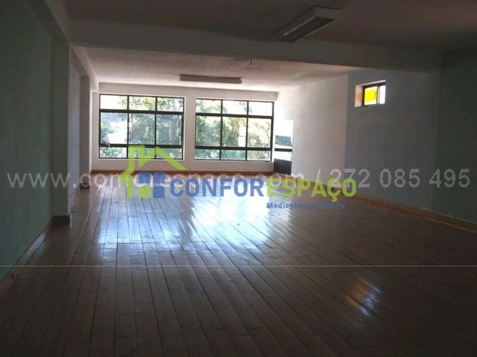 Loja para Venda em Castelo Branco Foto 3