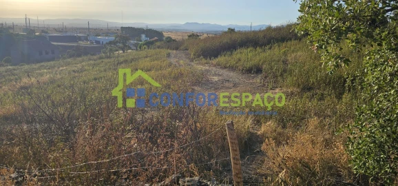 Terreno para Venda em Benquerenças