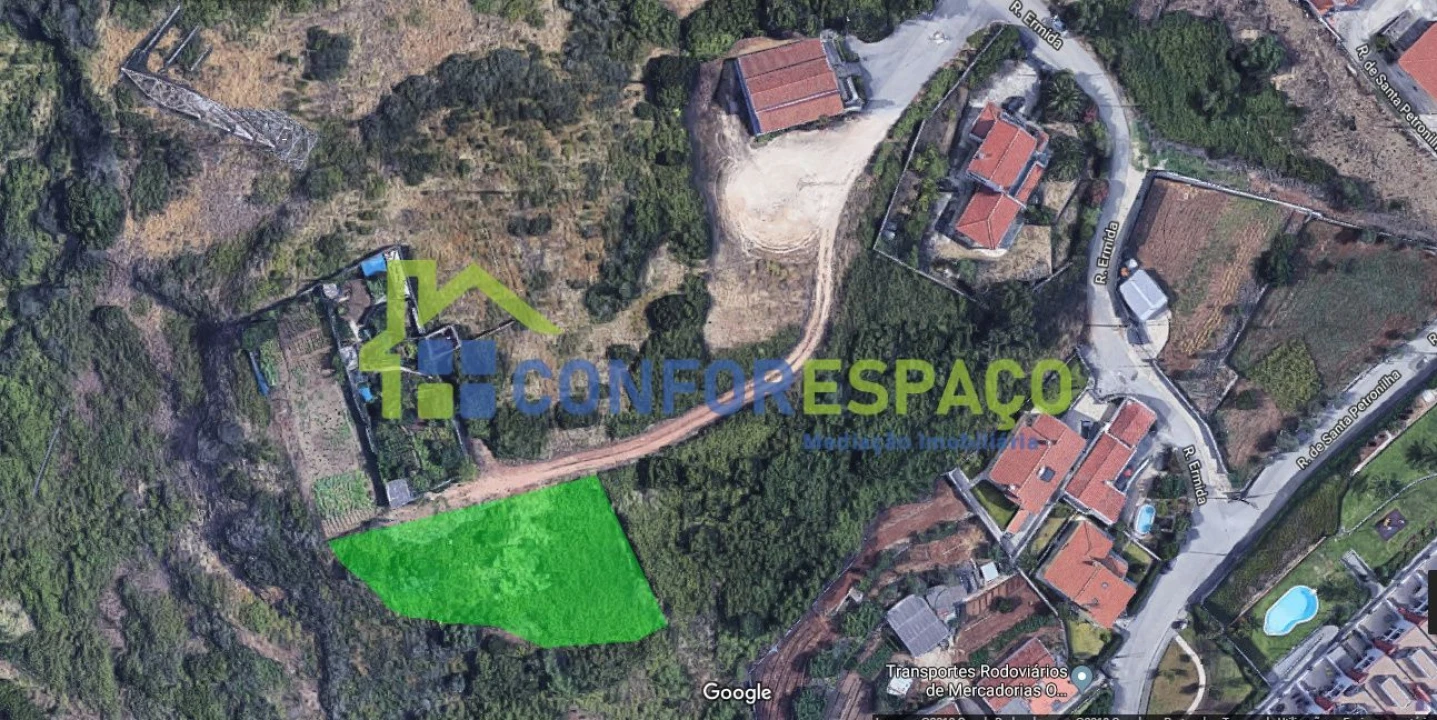 Terreno para Venda em Fanhões Foto 1