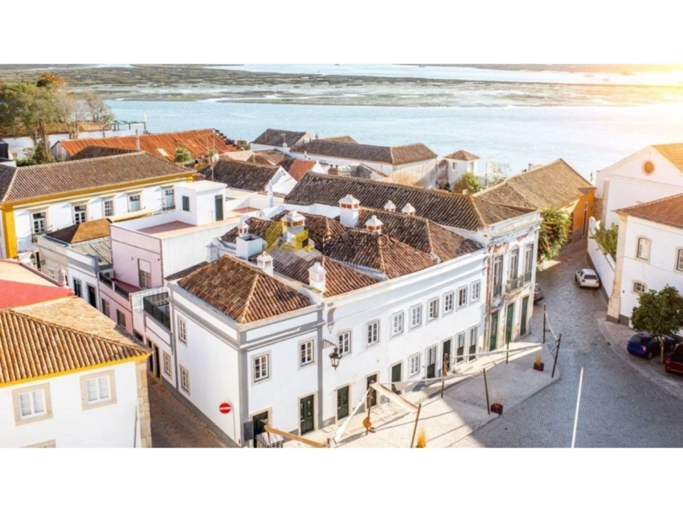 Apartamento T4 para Venda em Quelfes Foto 22