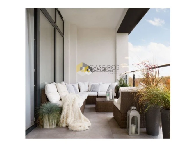 Apartamento T2 para Venda em Quelfes Foto 16