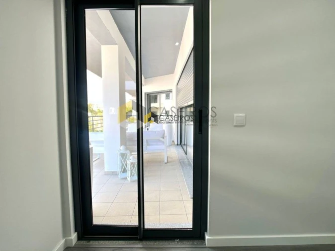 Apartamento T3 para Venda em Quelfes Foto 39