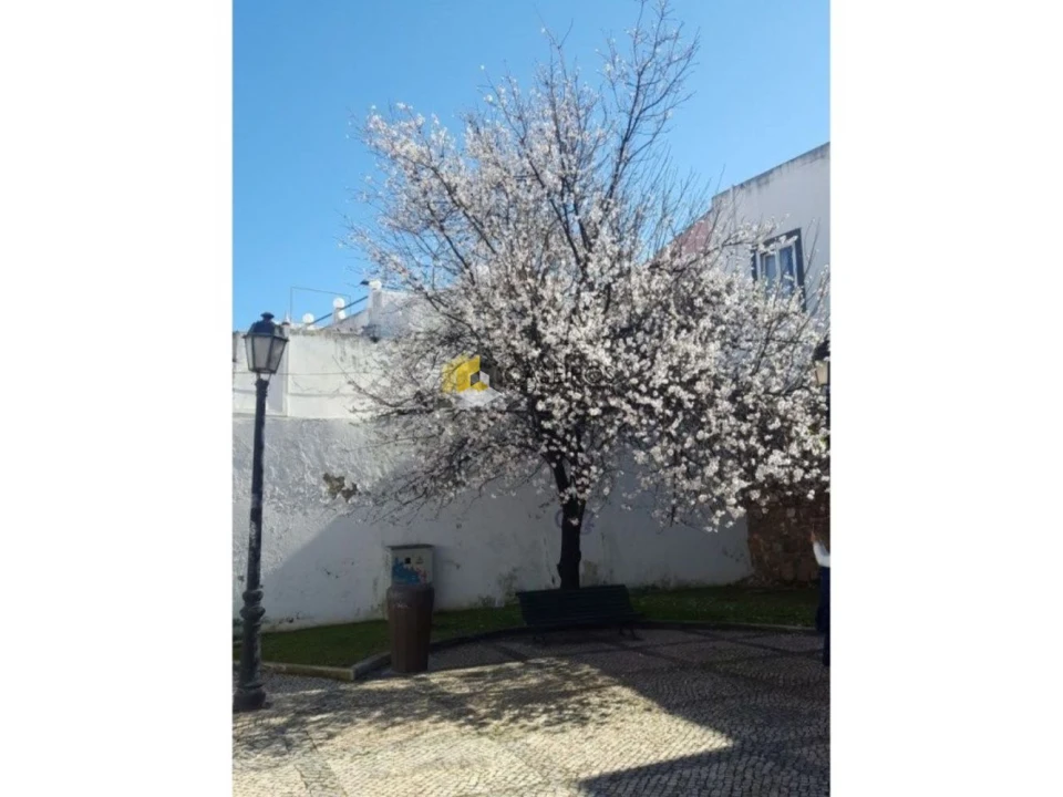 Apartamento T3 para Venda em Quelfes Foto 53