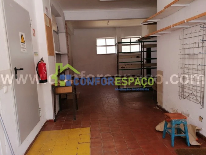 Loja para Arrendamento em Castelo Branco Foto 1