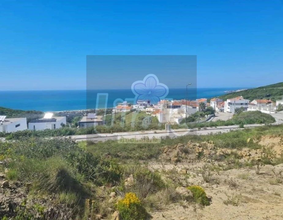 Terreno para Venda em Famalicão Foto 2