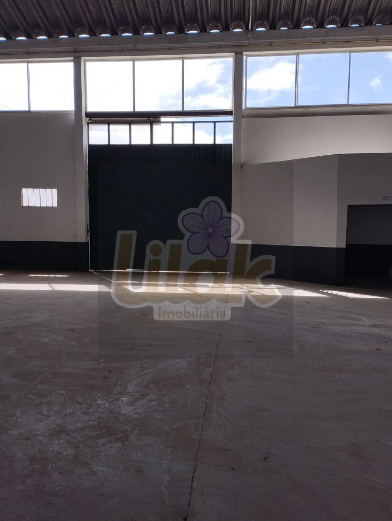 Loja para Arrendamento em Almeirim Foto 6