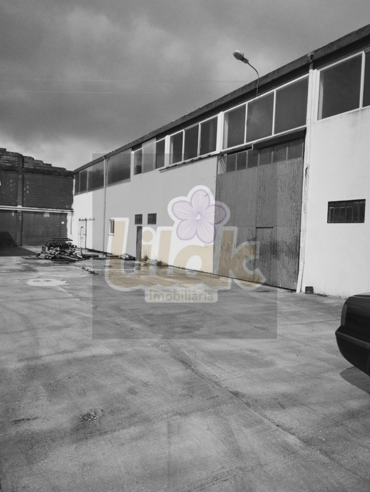 Loja para Arrendamento em Almeirim Foto 1