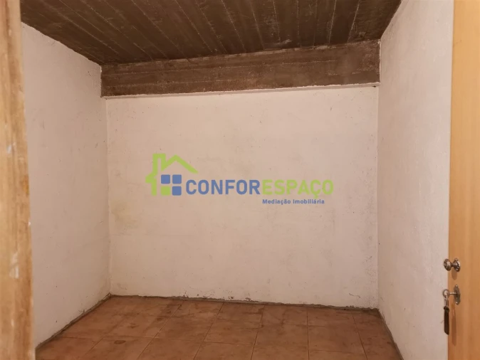 Garagem para Venda em Castelo Branco Foto 8