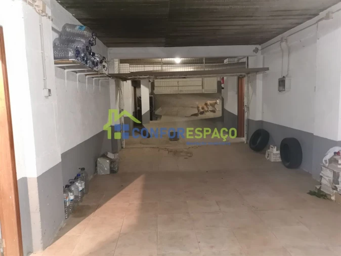 Garagem para Venda em Castelo Branco Foto 10
