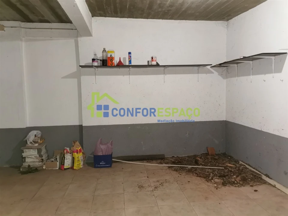 Garagem para Venda em Castelo Branco Foto 9